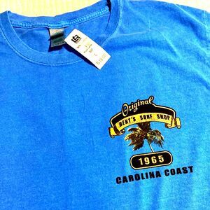 BERTS SURF SHOP Men's Tee NWT Large Beachwear Surfer Carolina Coast